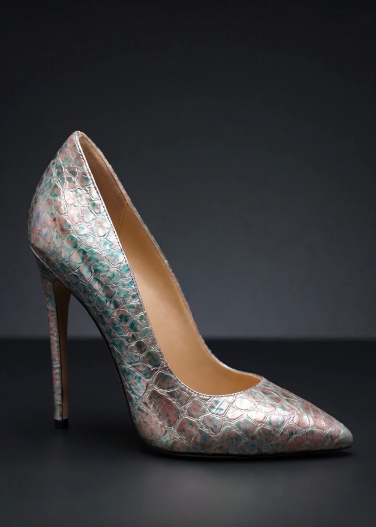 PUMPS